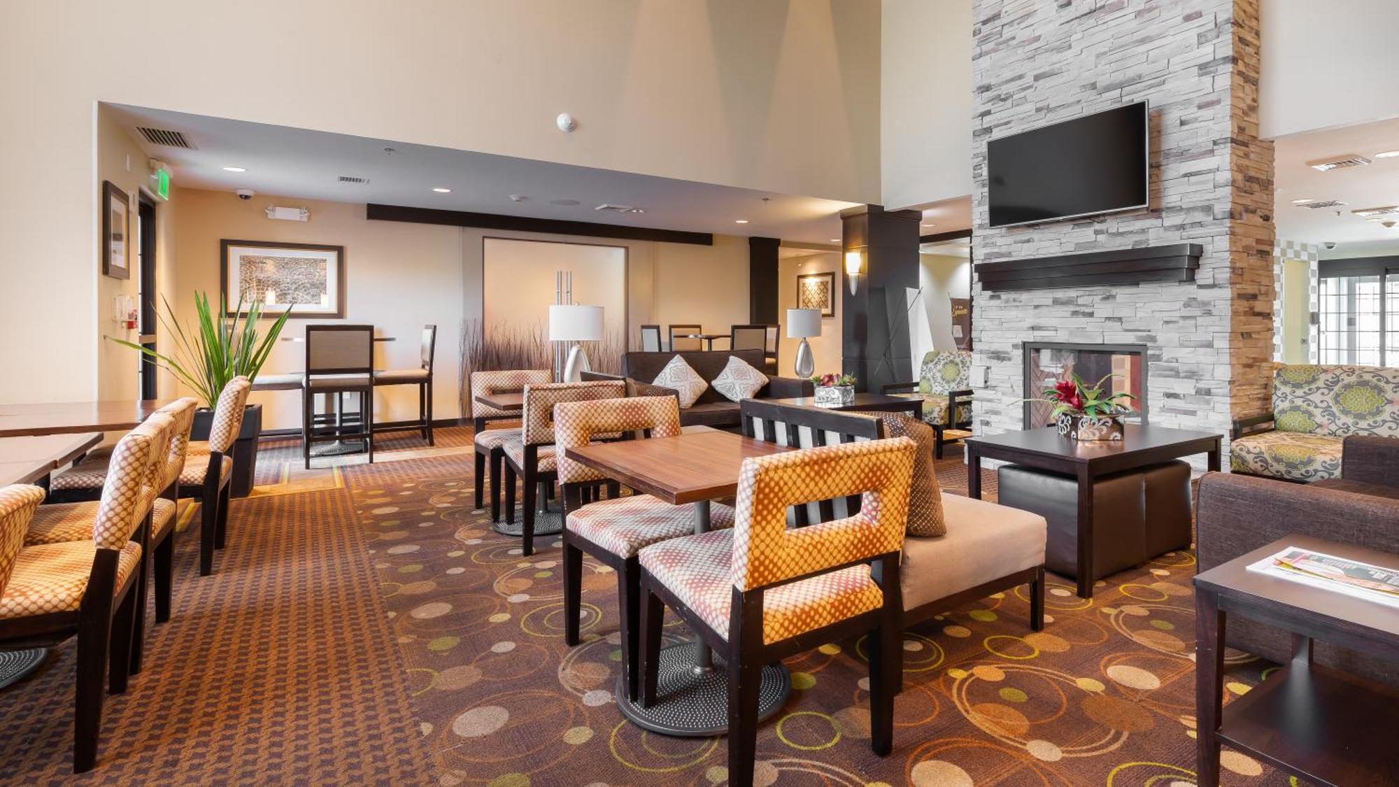Staybridge Suites Chihuahua By Ihg Εξωτερικό φωτογραφία