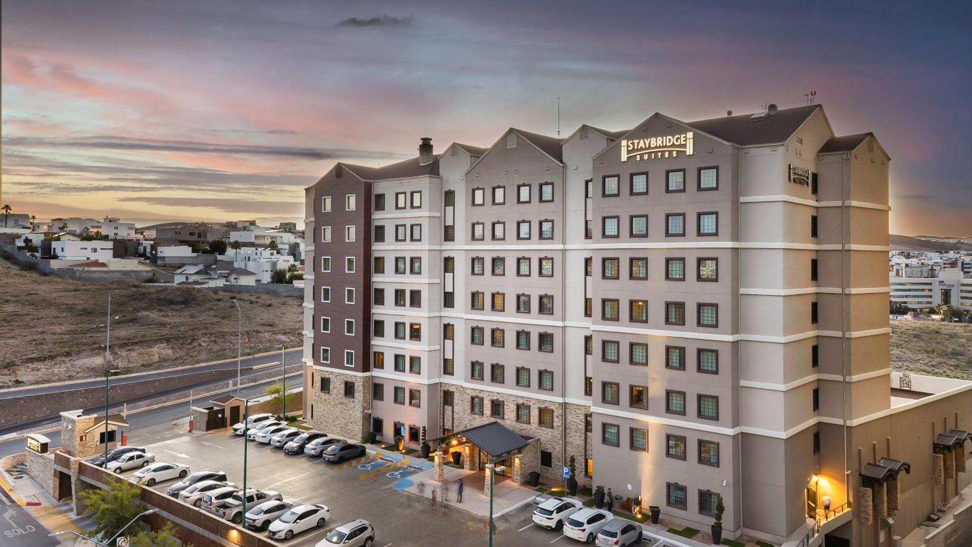 Staybridge Suites Chihuahua By Ihg Εξωτερικό φωτογραφία