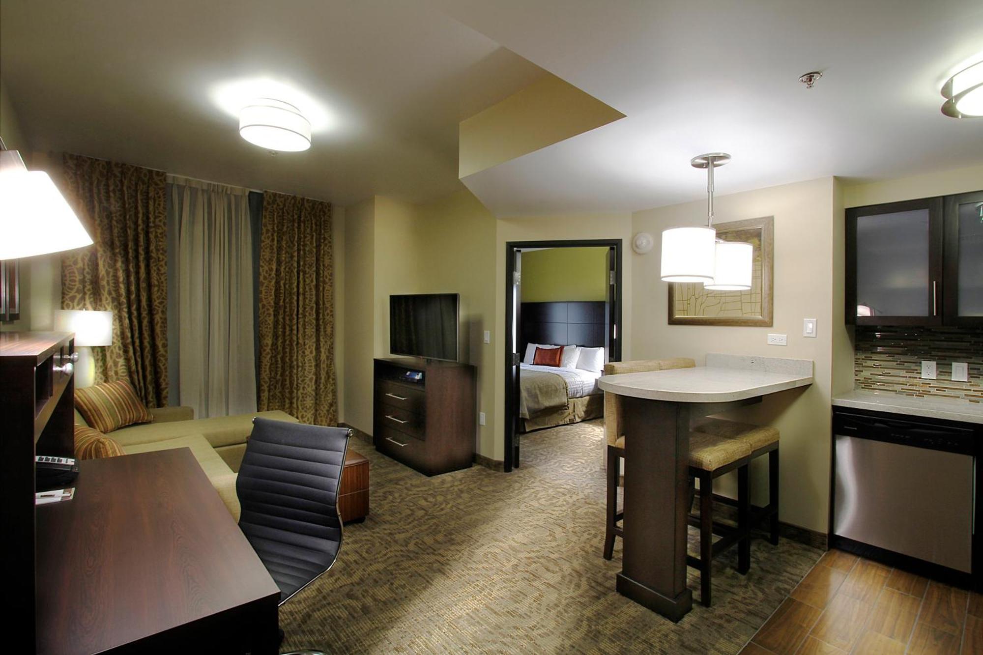 Staybridge Suites Chihuahua By Ihg Εξωτερικό φωτογραφία